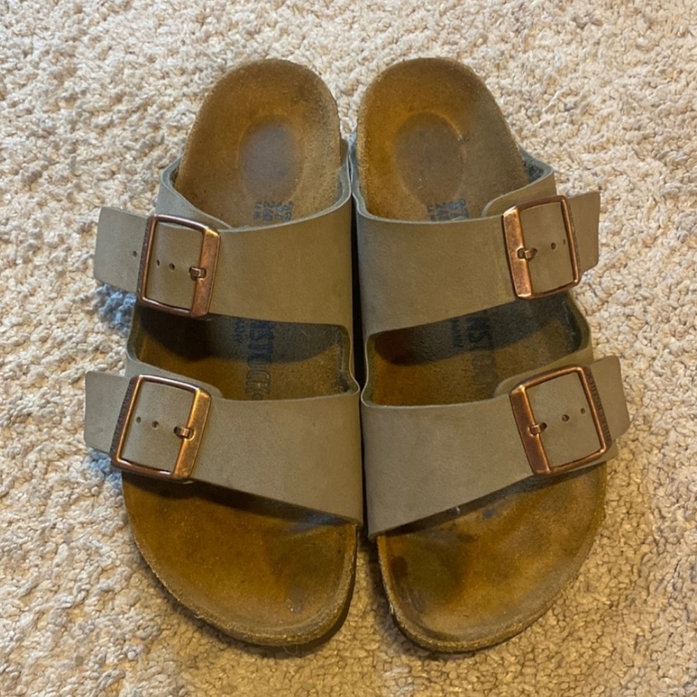 BIRKENSTOCK 2 Strap Slide Sandal , Sage Grey Green BIG KID SIZE 5....Reposh USED